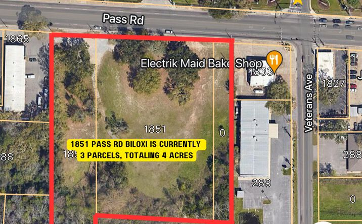 Pictures of Land property located at 1851 Pass Rd, Biloxi, MS 39531 for sales - image #1