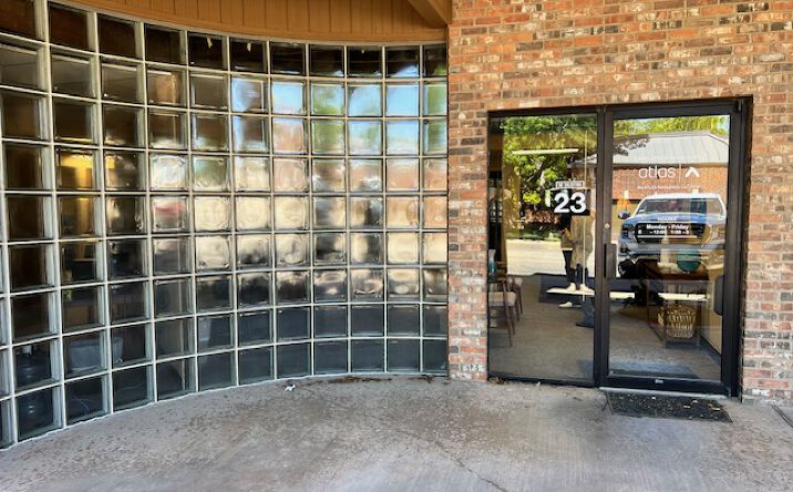 Pictures of Office property located at 4415 71st St, Lubbock, TX 79424 for sales - image #1