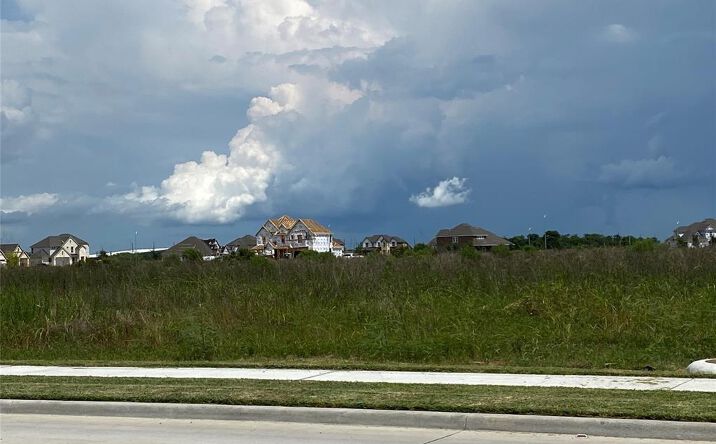 Pictures of Land property located at Lakes Of Champions Blvd, Mont Belvieu, TX 77523 for sales - image #1