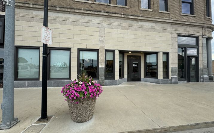 Pictures of Office, Retail, Land property located at 203 W Adams, Creston, IA 50801 for sales - image #1