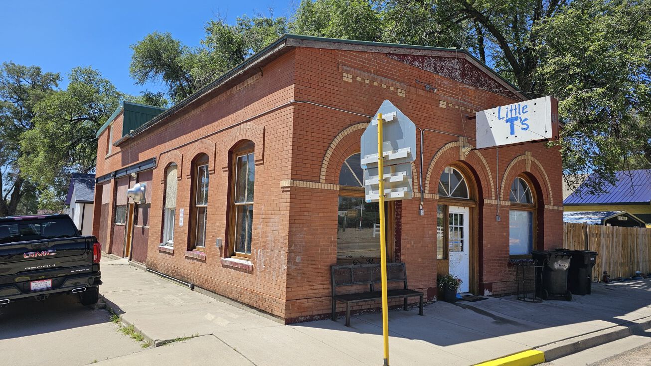 407 Warner Ave, Olney Springs, CO 81062