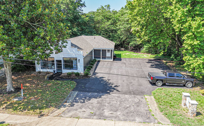 Pictures of Office, Land property located at 7435 Richmond Road, Williamsburg, VA 23188 for sales - image #1