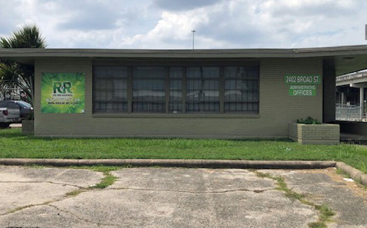 Pictures of Industrial property located at 2402 Broad St, Houston, TX 77087 for sales - image #1