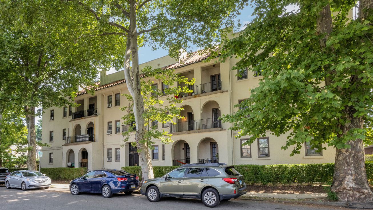 1 Oakland Terrace, Bala Cynwyd, PA 19004