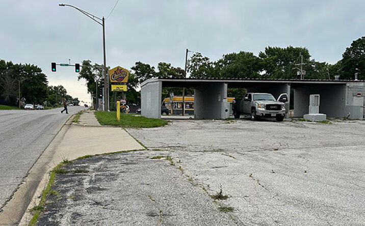 Pictures of Land property located at 631 N. Noland Rd & 209 E. College St, Independence, MO 64050 for sales - image #1