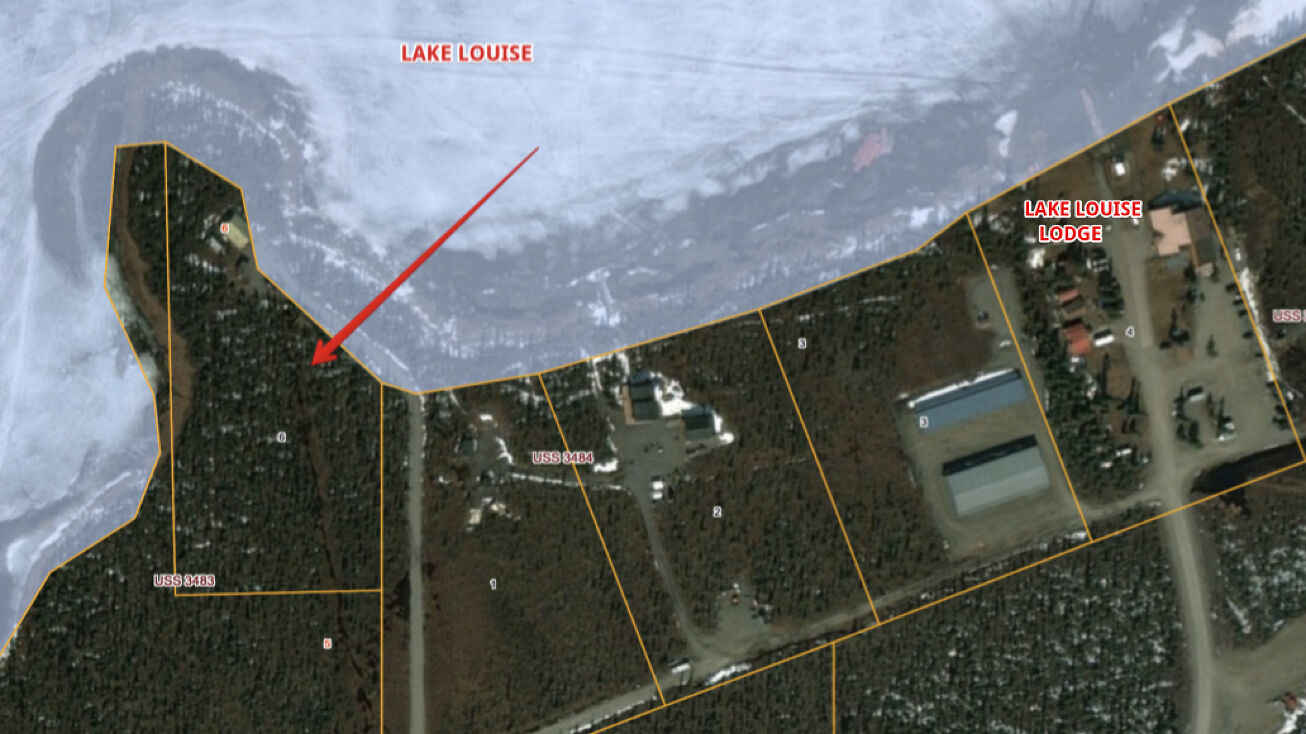 Lake Louise, AK, USA, Lake Louise, AK 99588