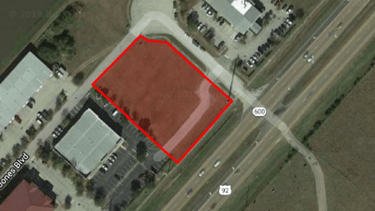 South John Young Parkway at John Henry Jones Blvd., Kissimmee, FL 34746