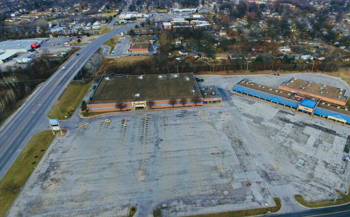 Pictures of Retail property located at 13500 E. 40 Highway & Noland Road, Independence, MO 64055 for sales - image #1