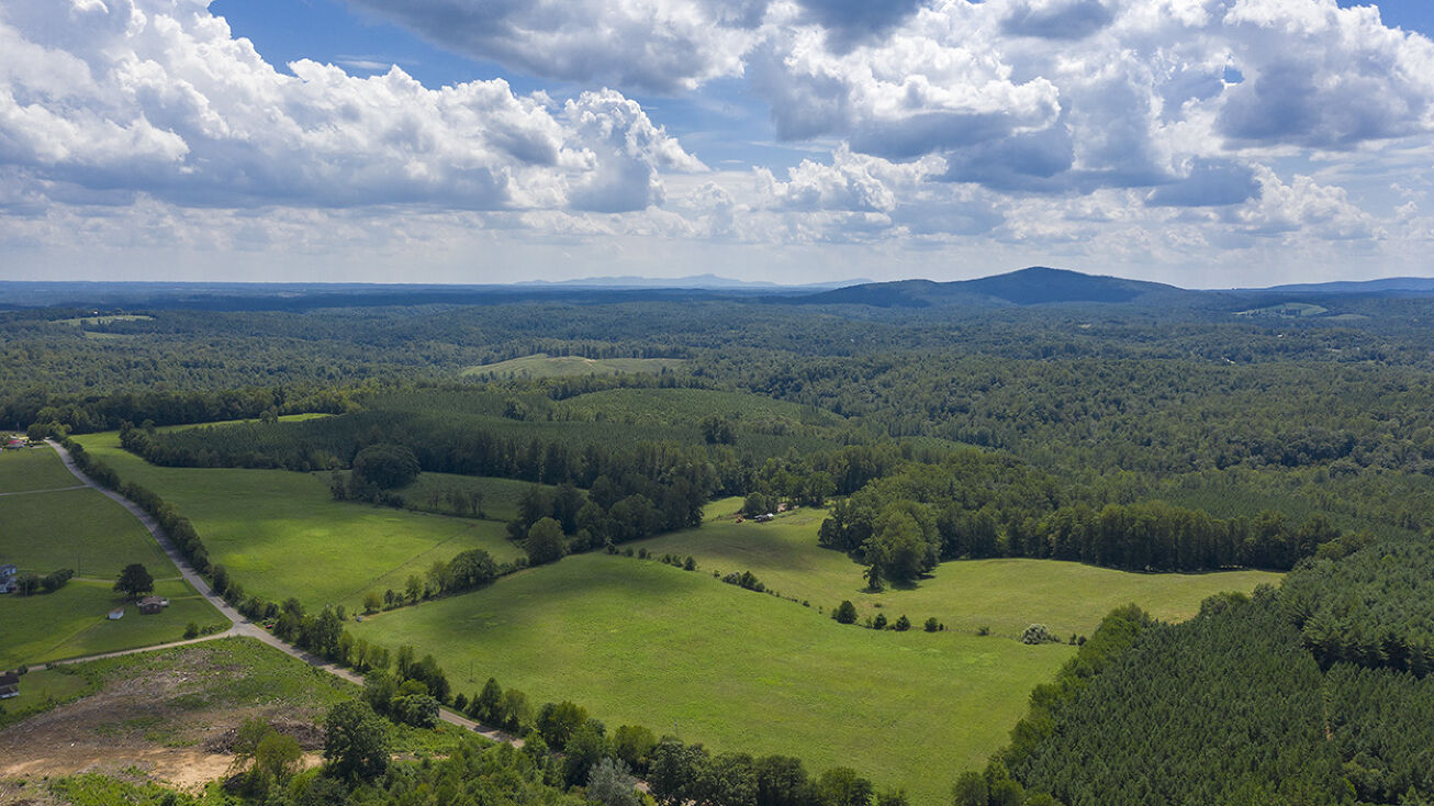 County Line Rd, Patrick Springs, VA 24133