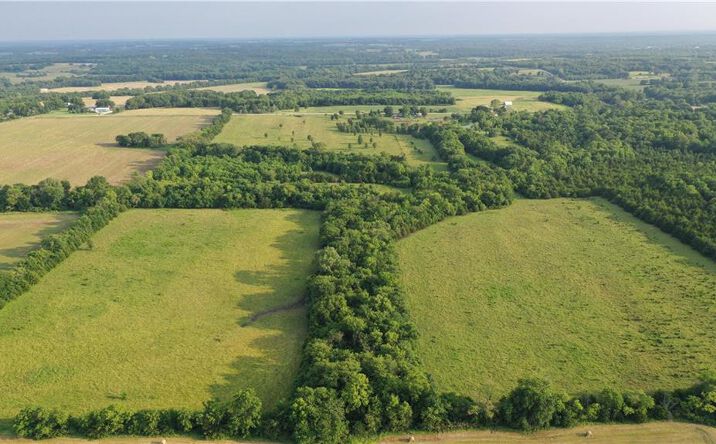 Pictures of Land property located at 32700 W 399th Street, Osawatomie, KS 66064 for sales - image #1