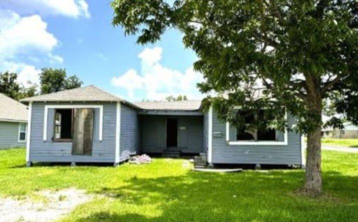 Pictures of Multifamily, Industrial, Land property located at 413 S Cherry Street, Lake Charles, LA 70601 for sales - image #1