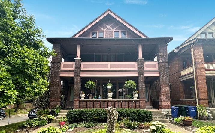 image of property at 1321 BRYDEN RD # 1325 Columbus OH 43205-2046