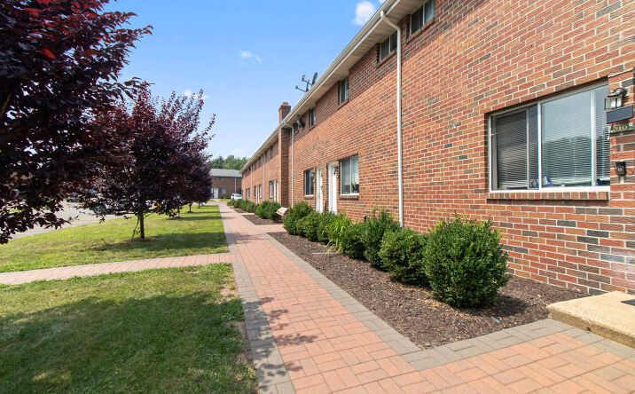 Pictures of Multifamily property located at 12 Balaban Rd, Colchester, CT 06415 for sales - image #1