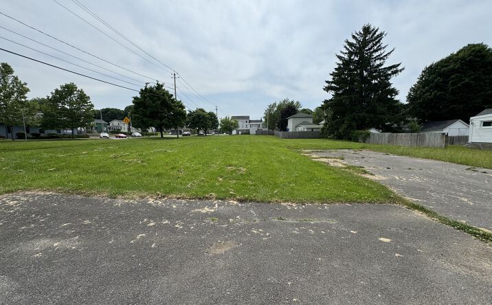 Pictures of Land property located at 75-83 W Utica St, Oswego, NY 13126 for sales - image #1