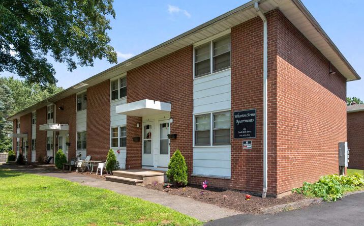 Pictures of Multifamily property located at 286 S Elm, 24 Parsons, & 219 S Orchard St, Wallingford, CT 06492 for sales - image #1