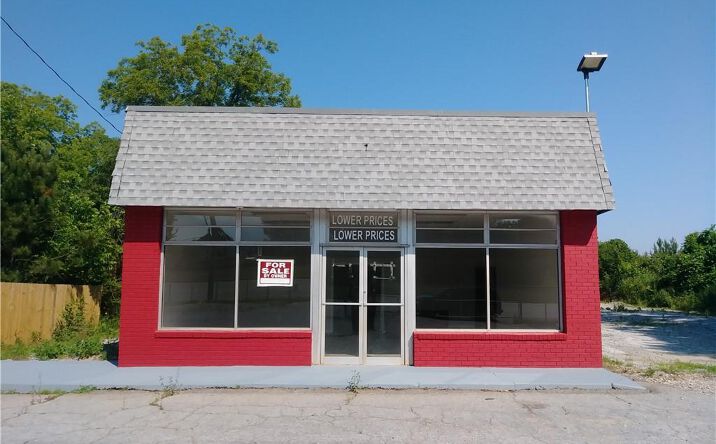 image of property at 6335 ROOSEVELT HWY Union City GA 30291-1700