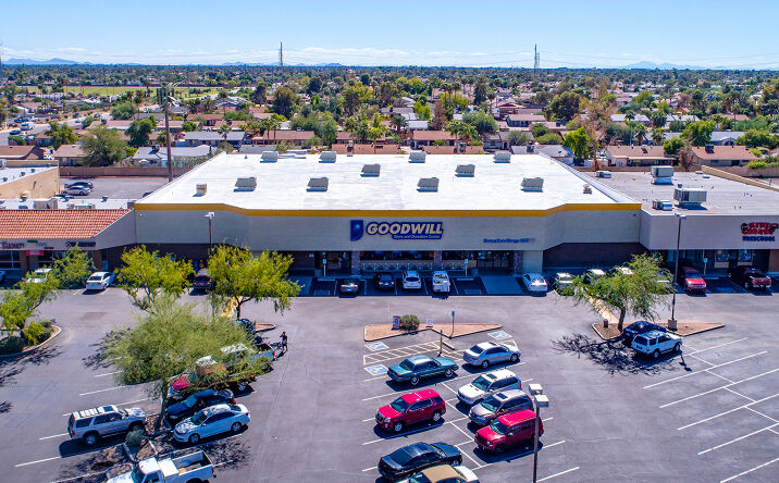 Pictures of Retail property located at 2039 W Guadalupe Road, Mesa, AZ 85202 for comps - image #1