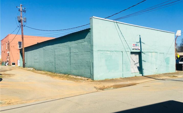 image of property at 110 W GIBSON ST Cedartown GA 30125-3526