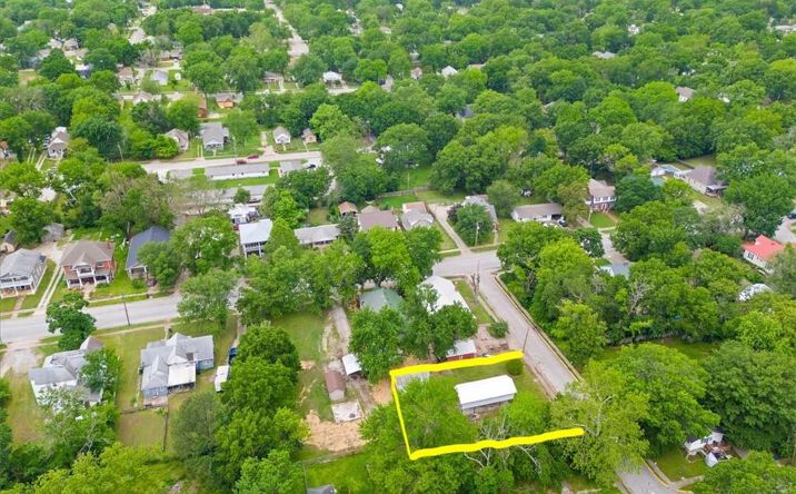 6XX E Highland Avenue, Nevada, MO 64772 | Crexi.com