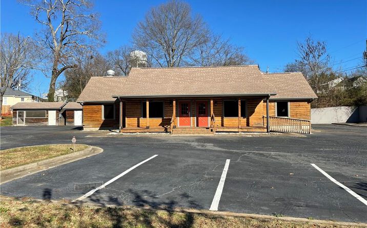 Pictures of Retail property located at 4685 S Lee Street, Buford, GA 30518 for sales - image #1