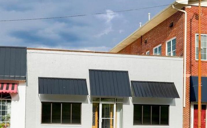 Pictures of Mixed Use, Office, Retail property located at 122 N 3rd Avenue, Chatsworth, GA 30705 for sales - image #1