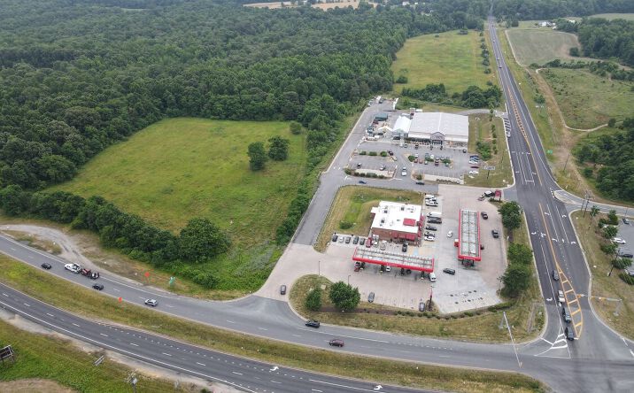 Pictures of Land property located at 11497 Kings Hwy, King George, VA 22485 for sales - image #1