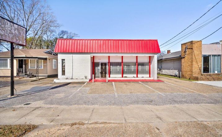 Pictures of Office property located at 2104 Government St, Mobile, AL 36606 for sales - image #1