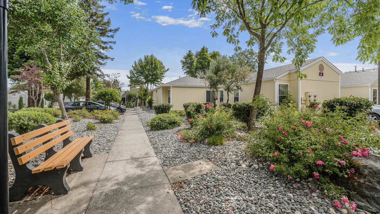 1475 Baechtel Rd, Willits, CA 95490