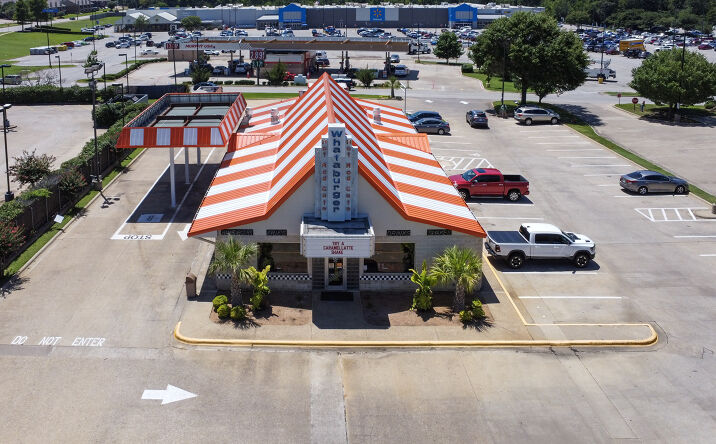 Pictures of Retail property located at 6849 S Broadway Ave, Tyler, TX 75703 for sales - image #1