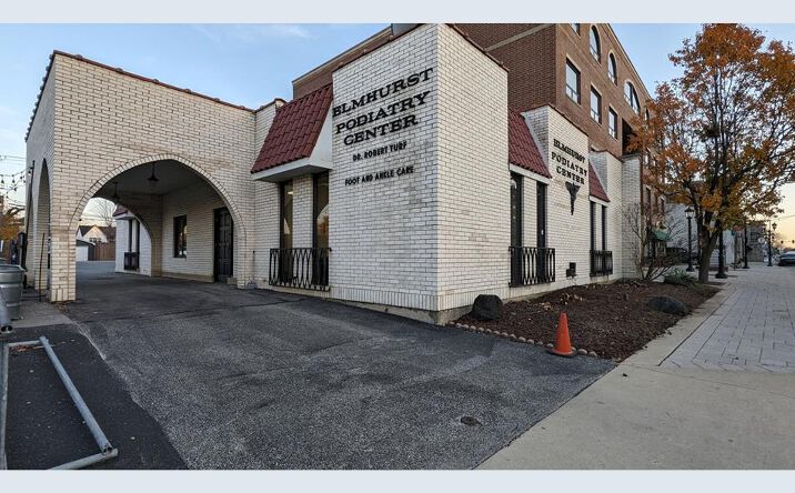 Pictures of Office, Mixed Use property located at 277 N York St, Elmhurst, IL 60126 for sales - image #1