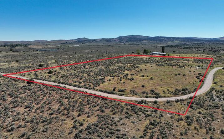 Pictures of Land property located at N Imperial Ave, Burns, OR 97720 for sales - image #1