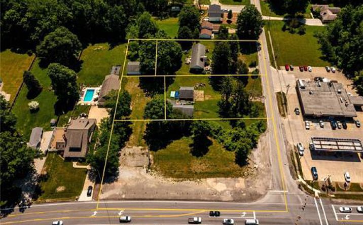 Pictures of Retail, Land property located at 32489 Center Ridge Rd, North Ridgeville, OH 44039 for sales - image #1