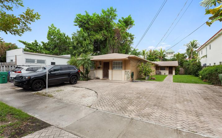 Pictures of Multifamily property located at 3057 Day Ave, Miami, FL 33133 for sales - image #1