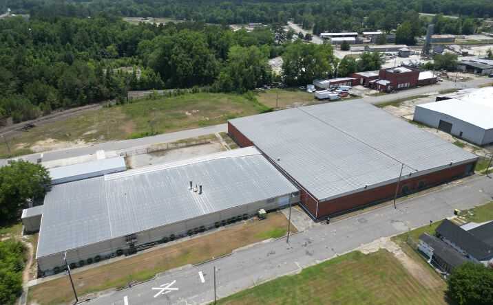 Pictures of Industrial property located at 610 E 1st Street, Lumberton, NC 28358 for sales - image #1