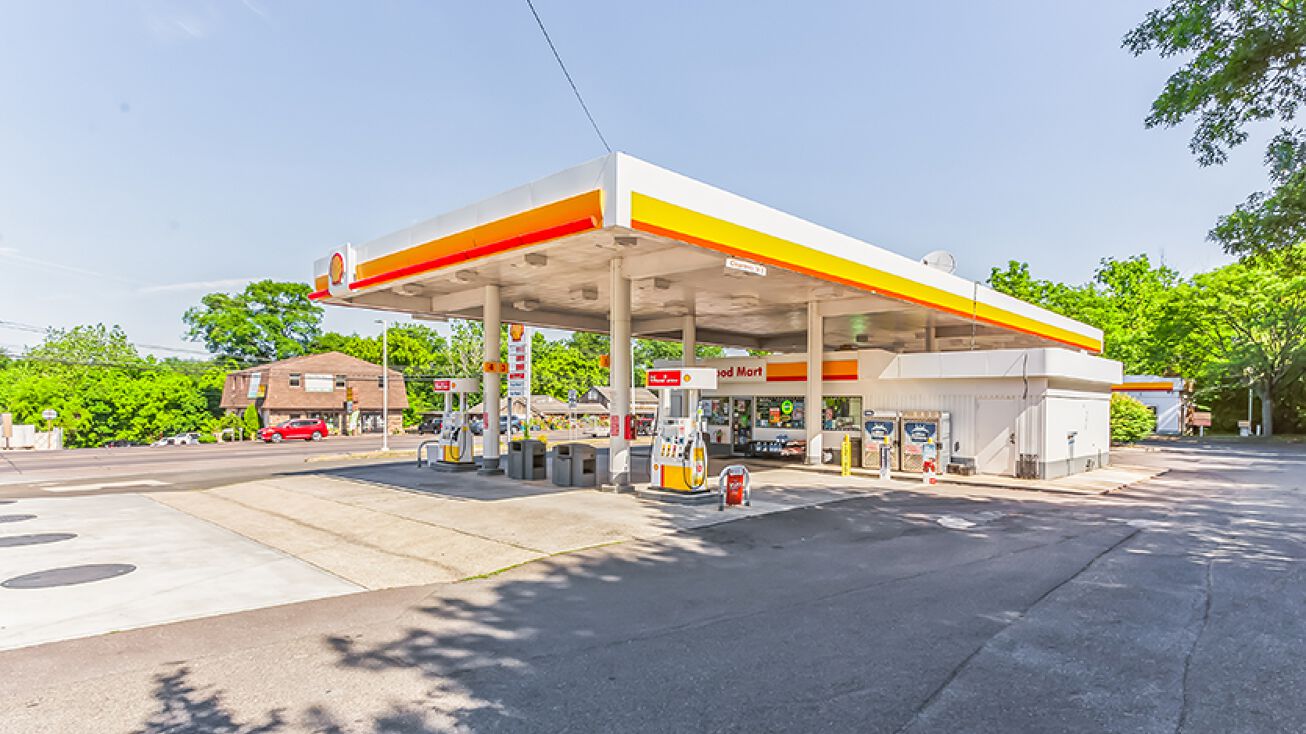 Pictures of Retail property located at 1807 S Easton Rd, Doylestown, PA 18901 for sales - image #1