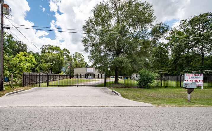 Pictures of Industrial property located at 19962 Lowe Ln, New Caney, TX 77357 for sales - image #1