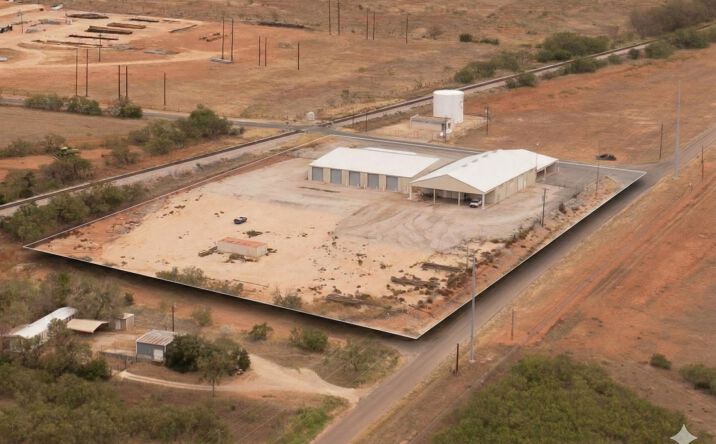 Pictures of Industrial property located at 110 Co Rd 141, Sweetwater, TX 79556 for sales - image #1