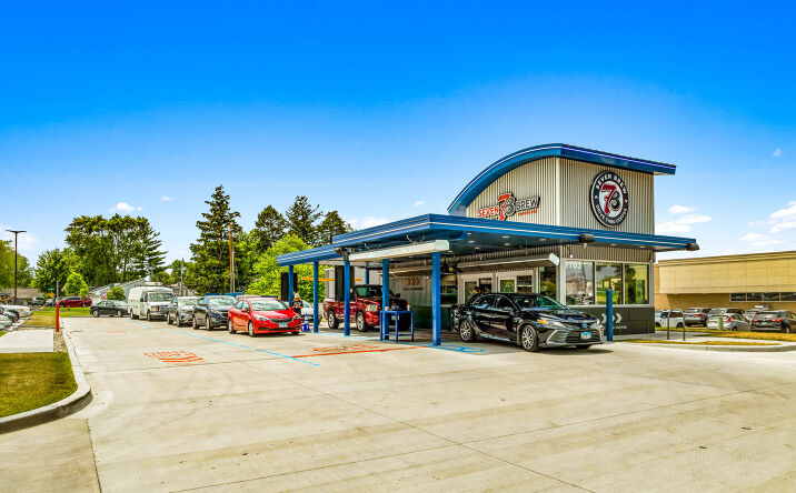 Pictures of Retail property located at 1703 West Springfield Avenue, Champaign, IL 61821 for sales - image #1