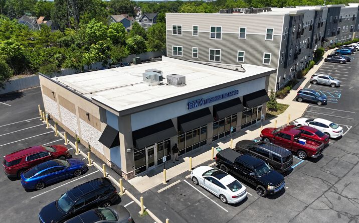 Pictures of Retail property located at 1440 Madison Ave, Indianapolis, IN 46225 for sales - image #1