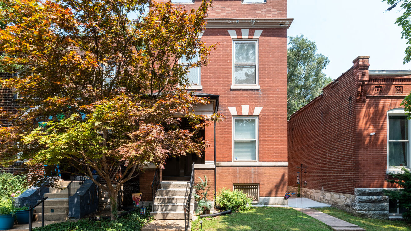 2920 Virginia Ave, St. Louis, MO 63118