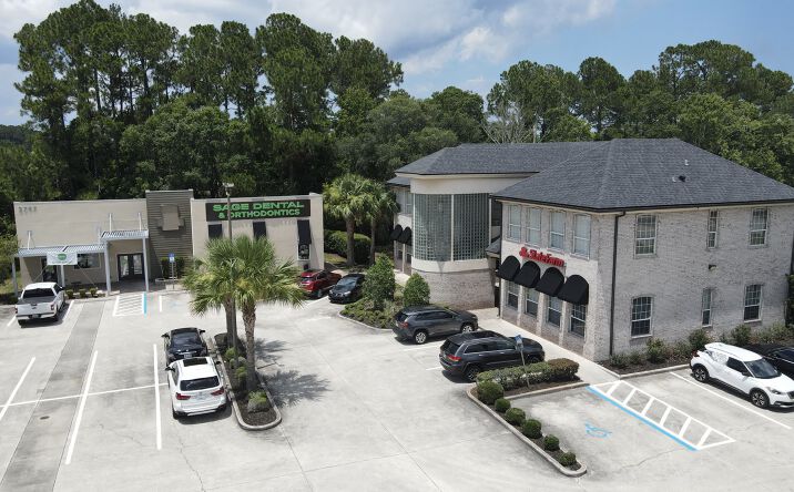 Pictures of Office property located at 2797 St Johns Bluff Rd S, Jacksonville, FL 32246 for sales - image #1