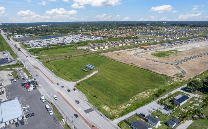 Pictures of Land property located at 5001 Orange Avenue, Fort Pierce, FL 34947 for sales - image #1