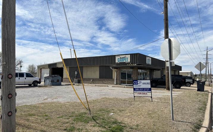 Pictures of Industrial, Retail property located at 6 SW F Ave, Lawton, OK 73501 for sales - image #1