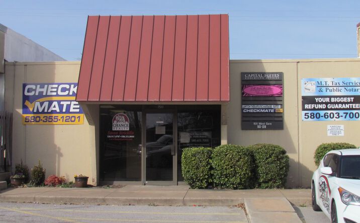 Pictures of Office property located at 1509-1511  W Gore Blvd, Lawton, OK 73501 for sales - image #1