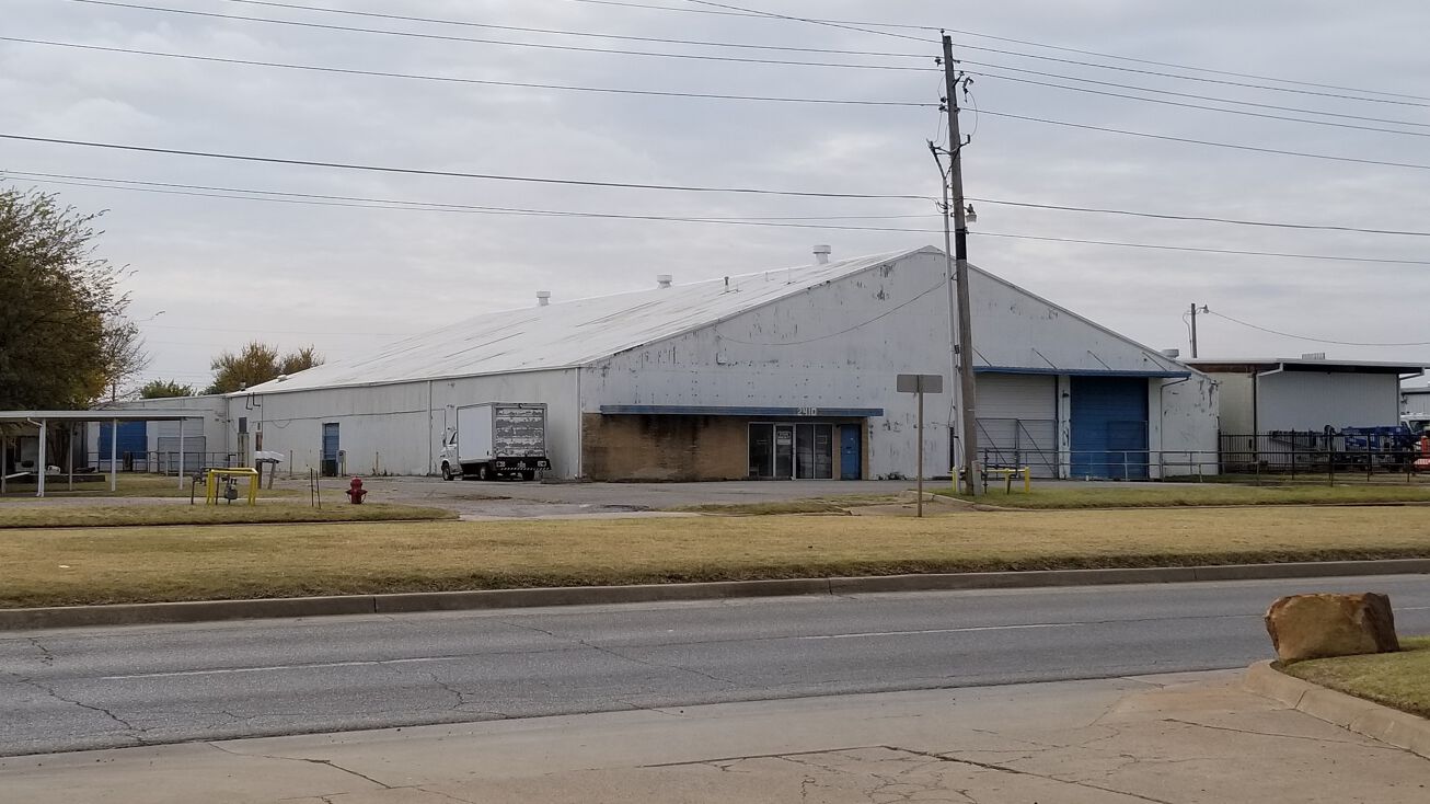 2410 SW Lee Blvd, Lawton, OK 73505