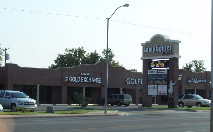 Pictures of Retail property located at 1925 W Gore Blvd, Lawton, OK 73501 for sales - image #1