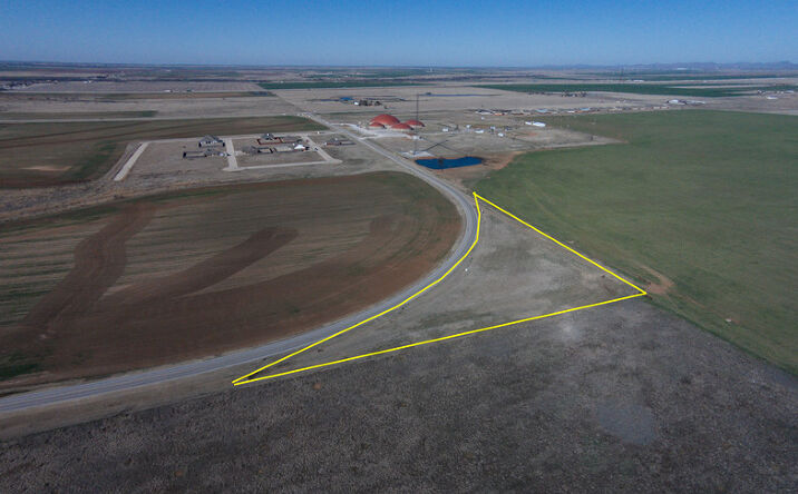 Pictures of Land property located at Main St & 11th St, Geronimo, OK 73543 for sales - image #1