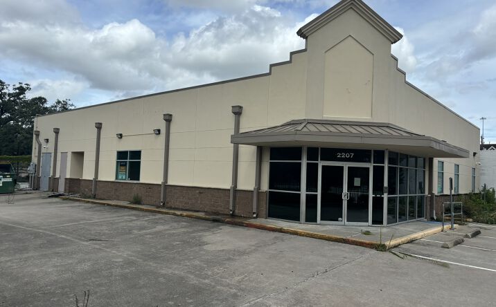 image of property at 2207 CRAWFORD ST Houston TX 77002-8915