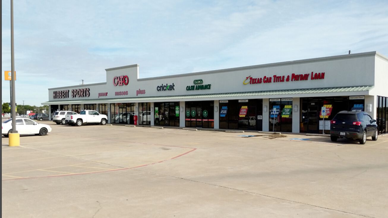 1322 E Milam St, Mexia, TX 76667 Retail Property for Sale Mexia