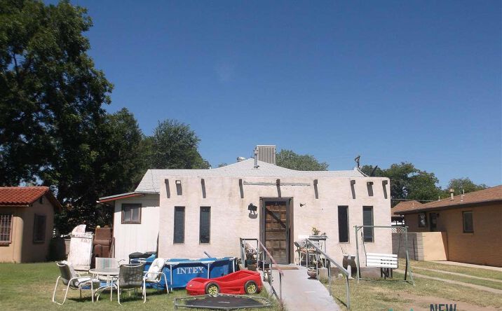 image of property at 305 N HALAGUENO ST Carlsbad NM 88220-4903